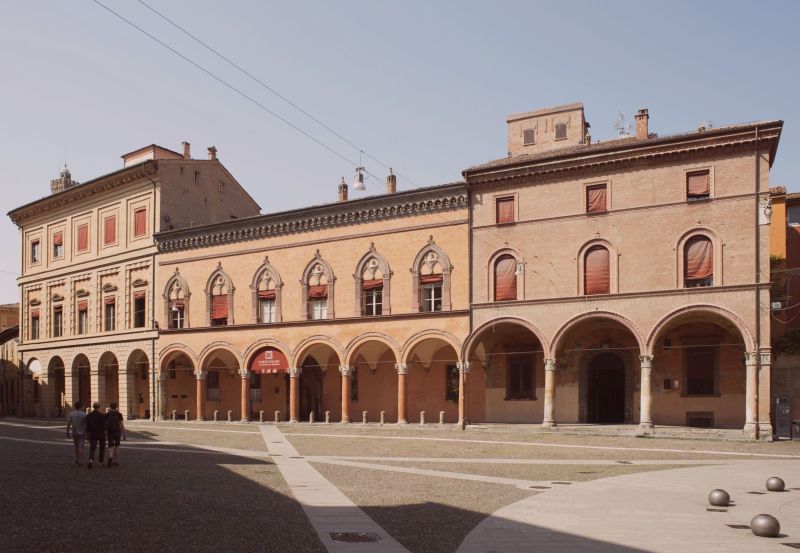 Grande successo per Marina Di Guardo ed il suo libro “La memoria dei corpi” all’Hotel Villa Cipressi di Varenna