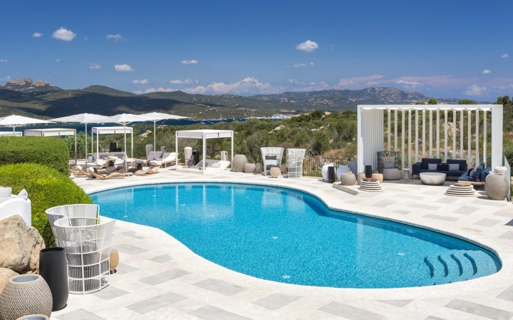SULIÀ HOUSE PORTO ROTONDO, CURIO COLLECTION BY HILTON RIAPRE LE SUE PORTE CON UNA NUOVA IDENTITÀ E TANTE SORPRESE