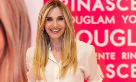 YOUGLAM BY LORELLA CUCCARINI PROTAGONISTA A ROMA DELLA SHOPPING NIGHT DE LA RINASCENTE
